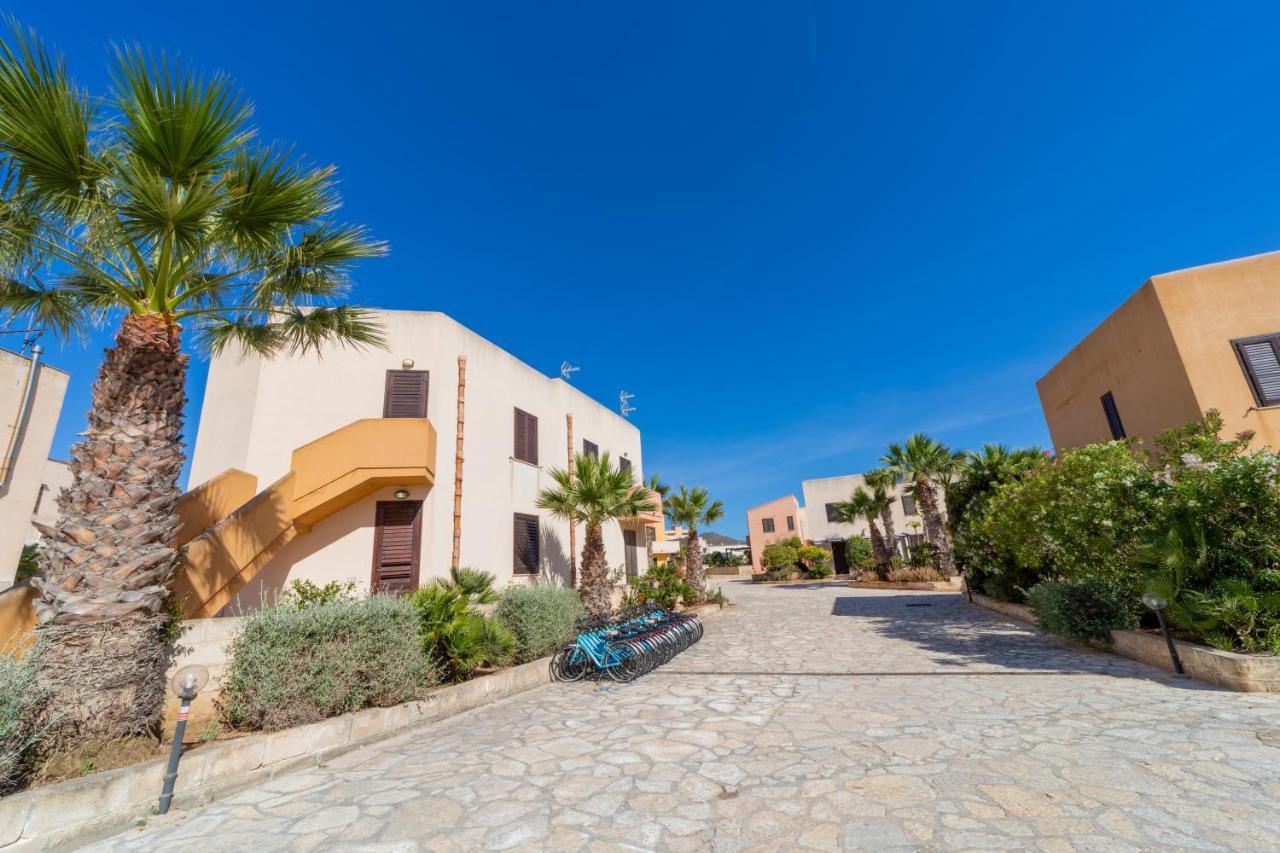 Elimi - In Citta * Favignana