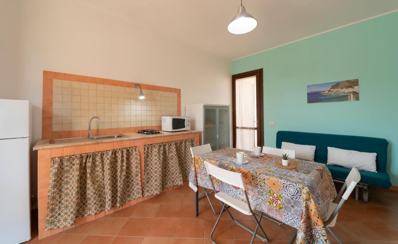 Elimi - In Citta * Favignana
