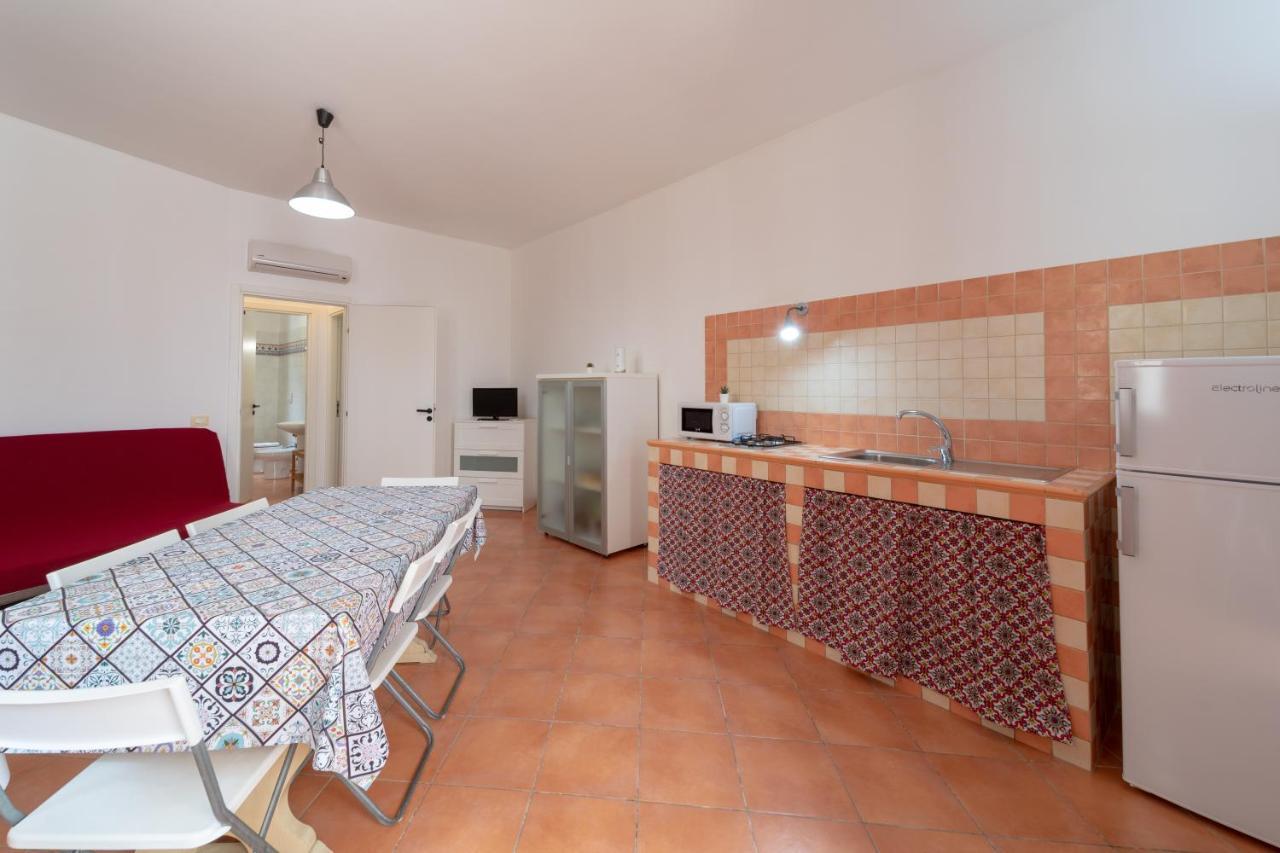 Elimi - In Citta * Favignana